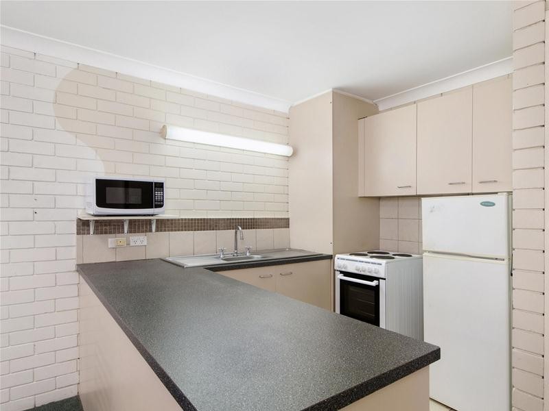 “Trickett Gdns” 24 Trickett Street, Surfers Paradise QLD 4217