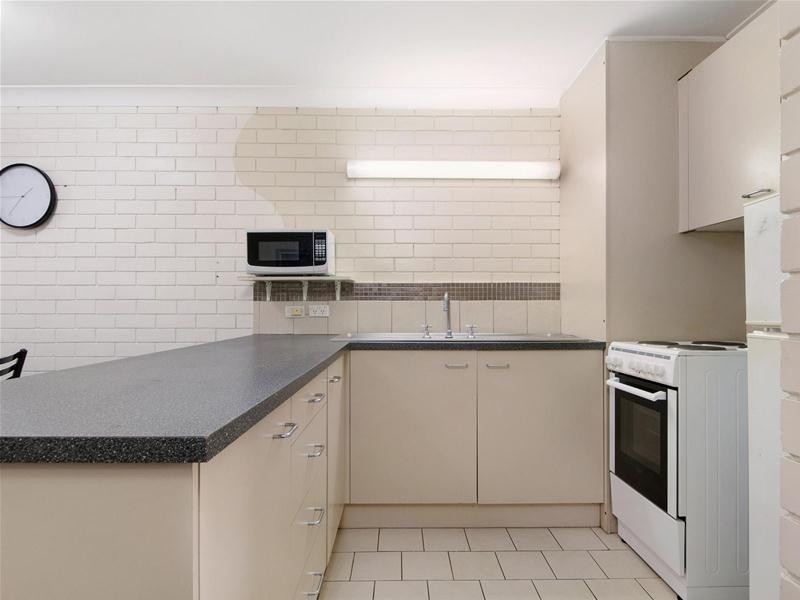 “Trickett Gdns” 24 Trickett Street, Surfers Paradise QLD 4217