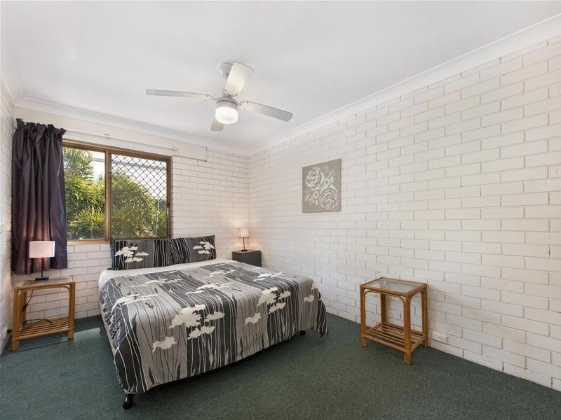 “Trickett Gdns” 24 Trickett Street, Surfers Paradise QLD 4217