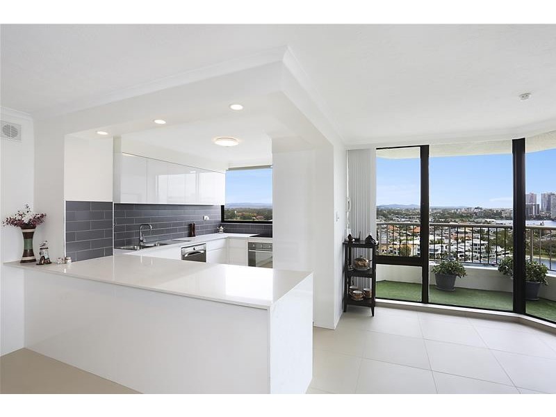 ‘THE NELSON’ 5 Admiralty Drive, Paradise Waters QLD 4217