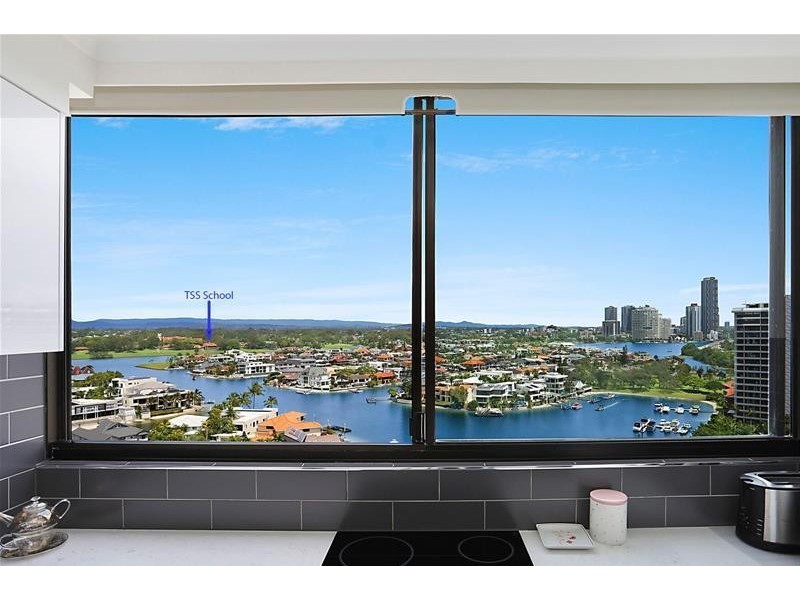 ‘THE NELSON’ 5 Admiralty Drive, Paradise Waters QLD 4217