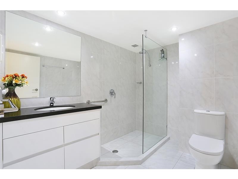 ‘THE NELSON’ 5 Admiralty Drive, Paradise Waters QLD 4217