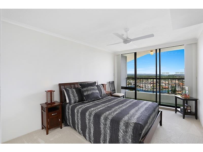 ‘THE NELSON’ 5 Admiralty Drive, Paradise Waters QLD 4217