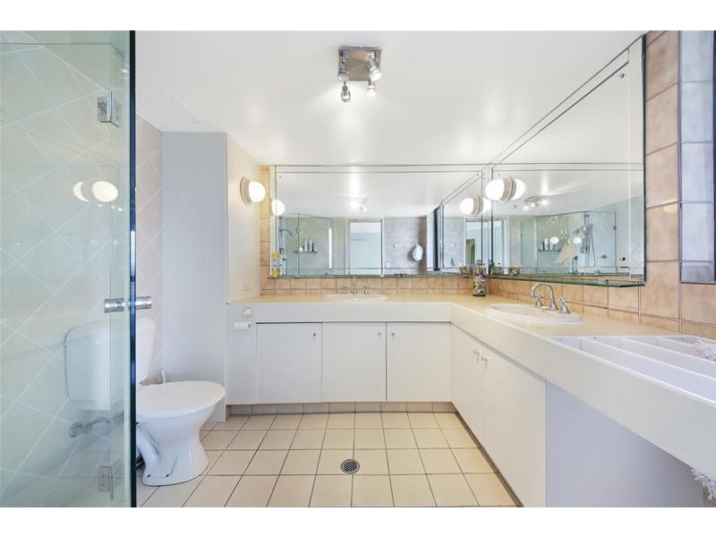 ‘SPINNAKER’ 3554 Main Beach  Parade, Main Beach QLD 4217