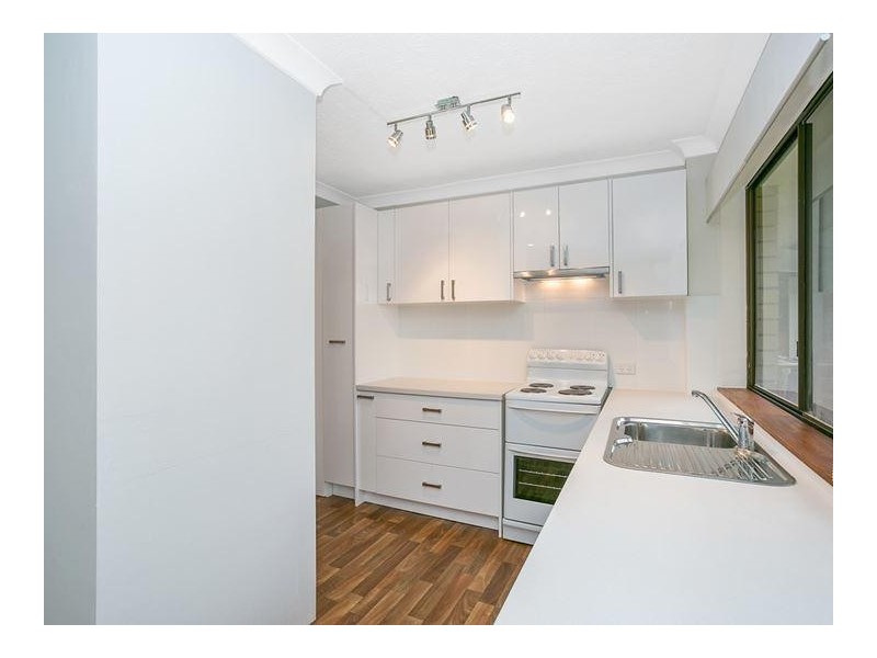 6/7 Lather Street, Southport QLD 4215