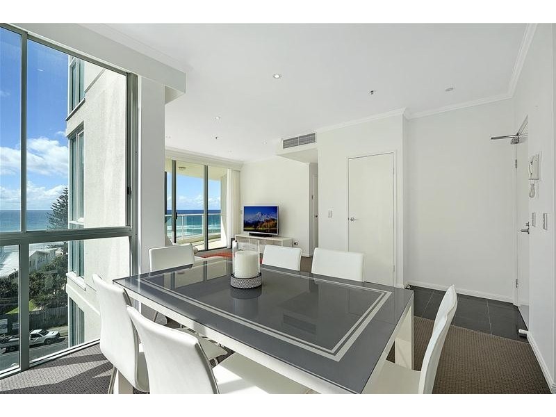 ‘Pacific Views’ 5 Woodroffe Avenue, Main Beach QLD 4217