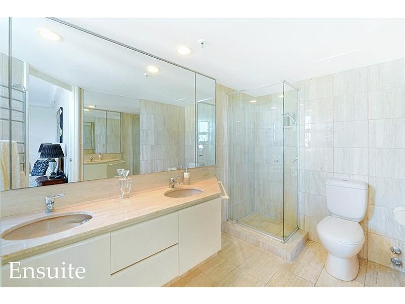 1 Serisier Avenue ‘CONTESSA”, Main Beach QLD 4217