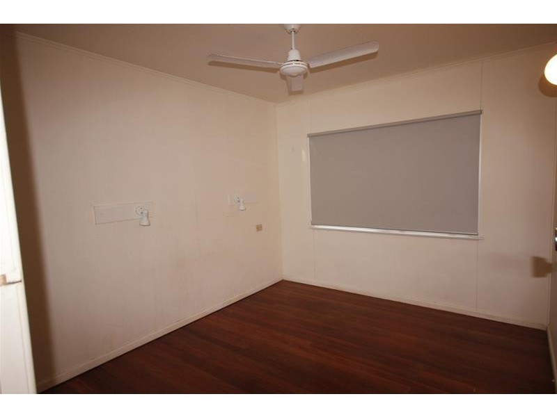 47 Rankin Parade, Main Beach QLD 4217