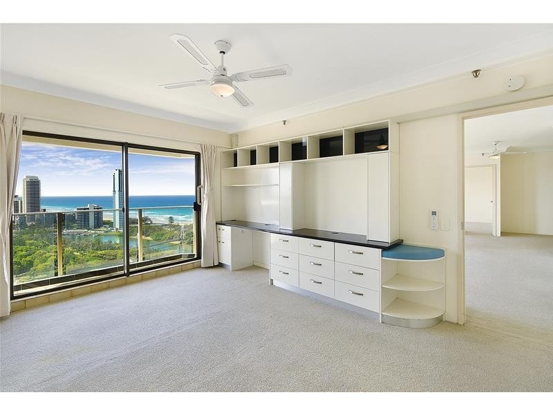 ‘ATLANTIS EAST’ 2 Admiralty Drive, Paradise Waters QLD 4217