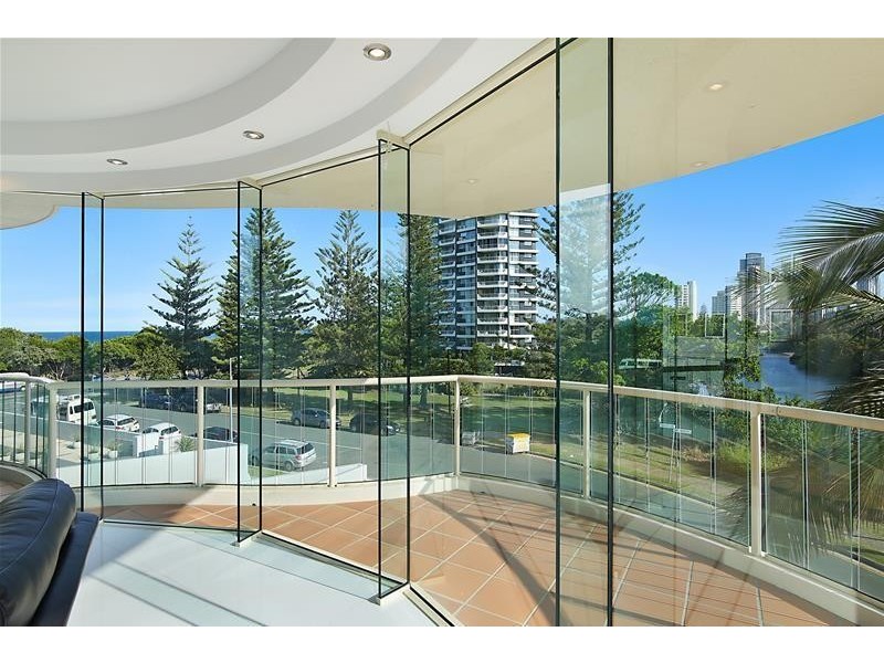 ‘Cable Beach’ 1 Cable Street, Main Beach QLD 4217