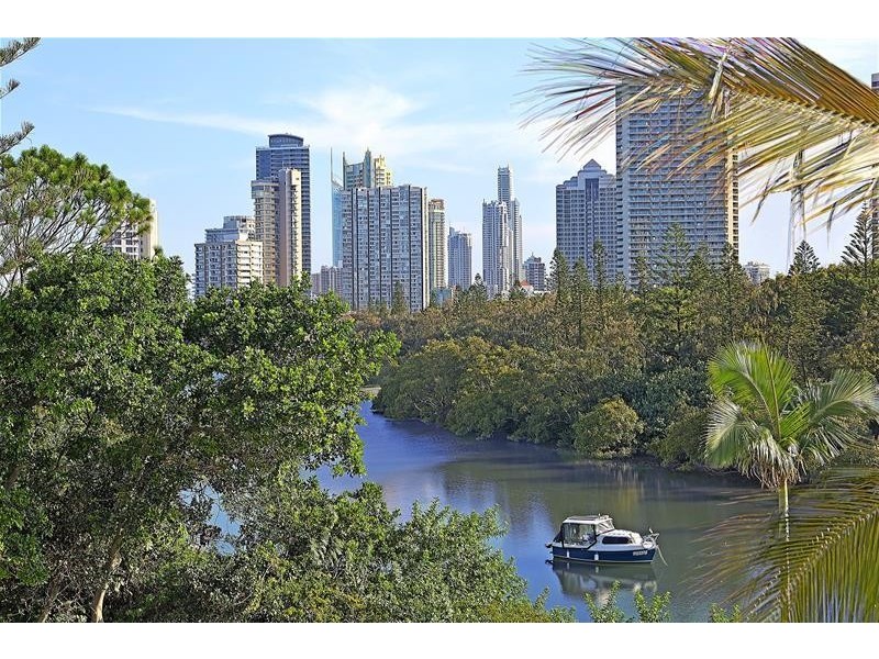 ‘Cable Beach’ 1 Cable Street, Main Beach QLD 4217