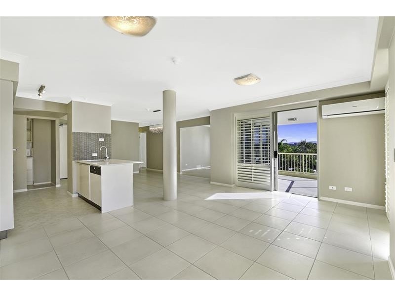 ‘SEYCHELLES’ 5 Cronin Avenue, Main Beach QLD 4217
