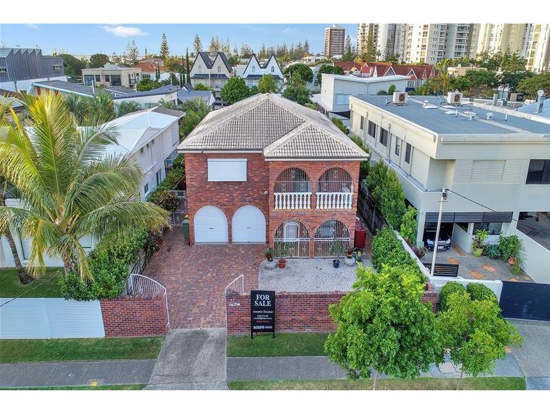 47 Woodroffe Avenue, Main Beach QLD 4217