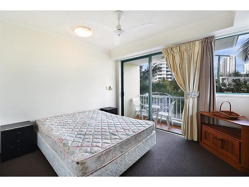 13 Montgomery Avenue ‘MAIN BEACH VIEWS’, Main Beach QLD 4217