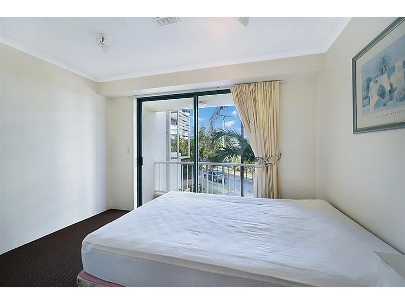 13 Montgomery Avenue ‘MAIN BEACH VIEWS’, Main Beach QLD 4217