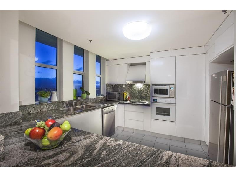 3 Tedder Avenue ‘MALIBU’, Main Beach QLD 4217