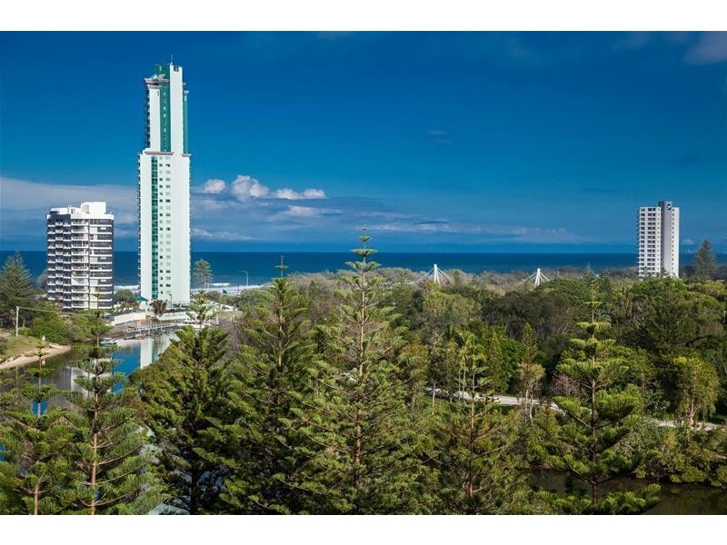 3 Tedder Avenue ‘MALIBU’, Main Beach QLD 4217