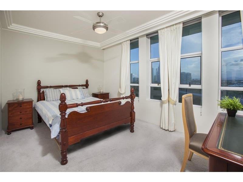 3 Tedder Avenue ‘MALIBU’, Main Beach QLD 4217