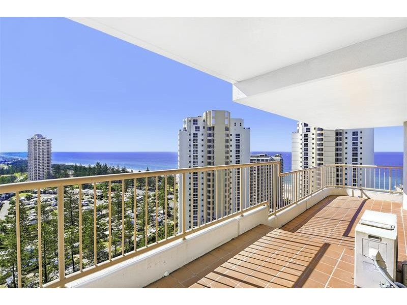 ‘PARK LANE’ 1 Peak Avenue, Main Beach QLD 4217