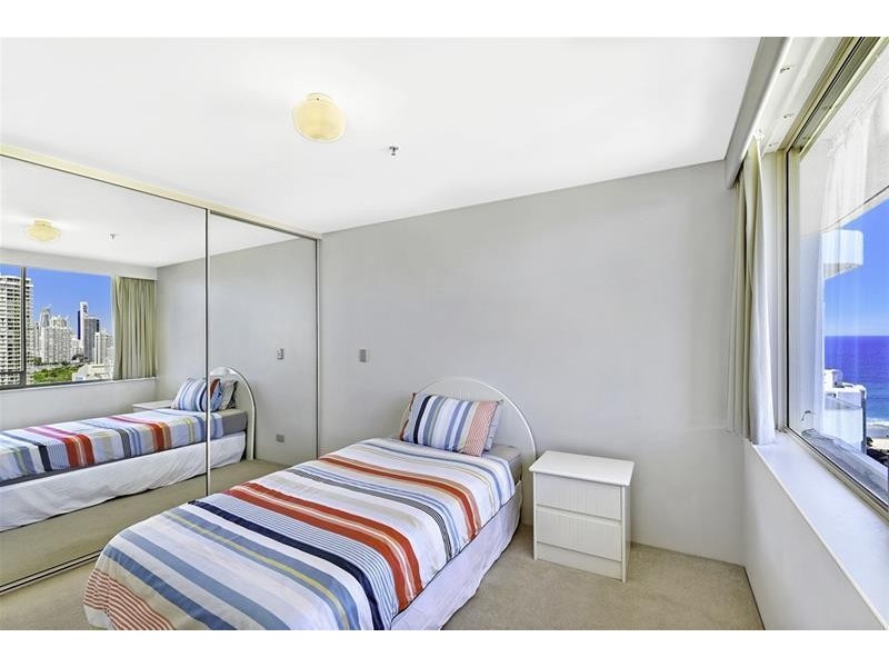 ‘PARK LANE’ 1 Peak Avenue, Main Beach QLD 4217