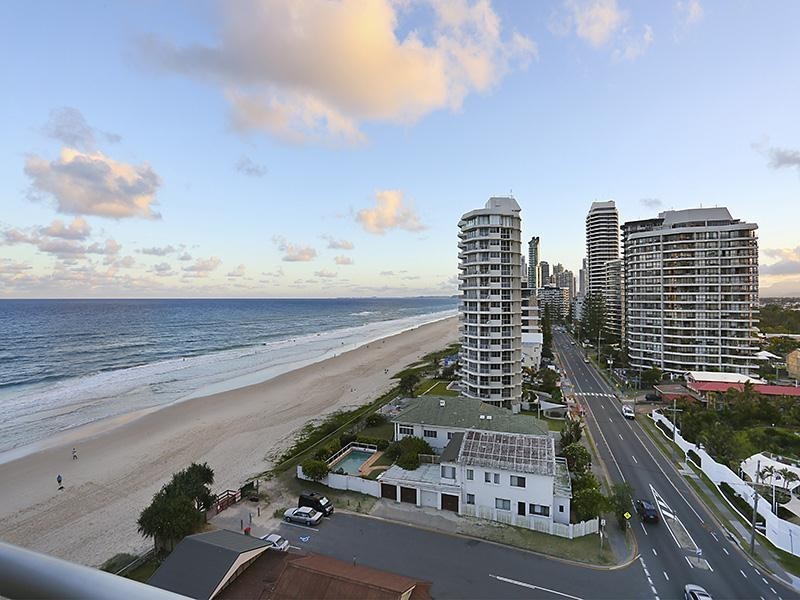 ‘HIBISCUS’ 3555 Main Beach Parade, Main Beach QLD 4217