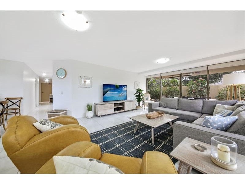 ‘NORFOLK’ 3534 Main Beach Parade, Main Beach QLD 4217