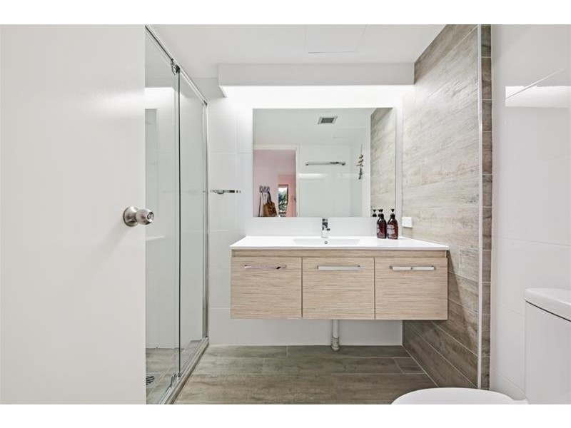 ‘NORFOLK’ 3534 Main Beach Parade, Main Beach QLD 4217