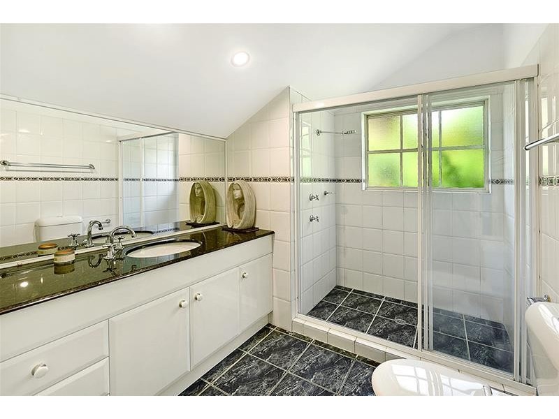 2/41 Winchester Street, Southport QLD 4215