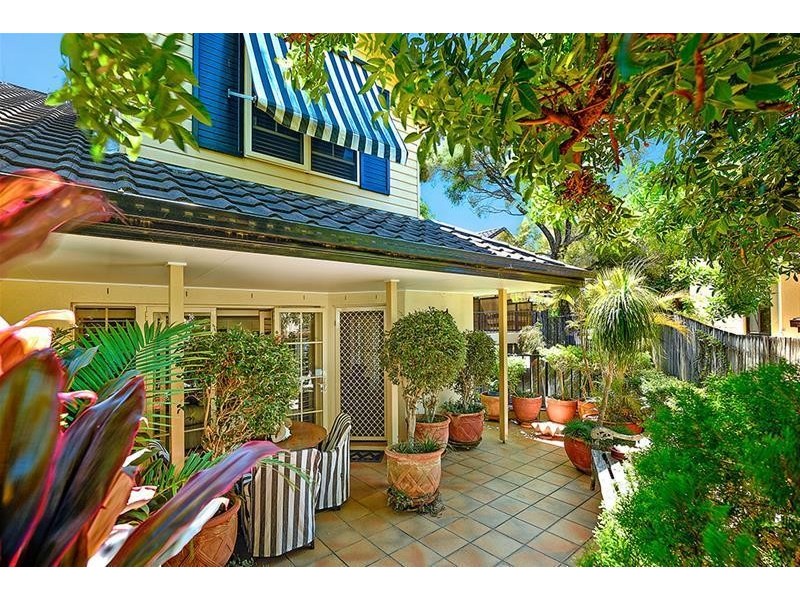 2/41 Winchester Street, Southport QLD 4215