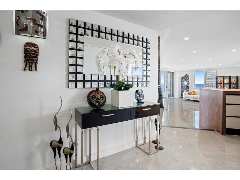 ‘GRAND MARINER’ 12 Commodore Drive, Paradise Waters QLD 4217