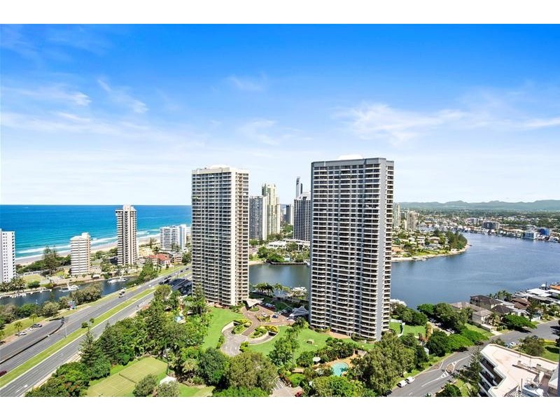 ‘GRAND MARINER’ 12 Commodore Drive, Paradise Waters QLD 4217