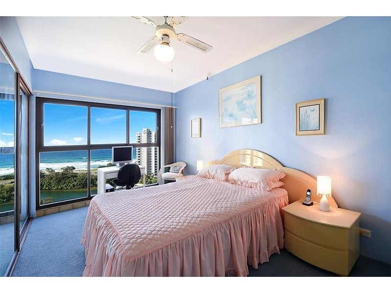 2 Admiralty Drive ‘ATLANTIS EAST’, Paradise Waters QLD 4217