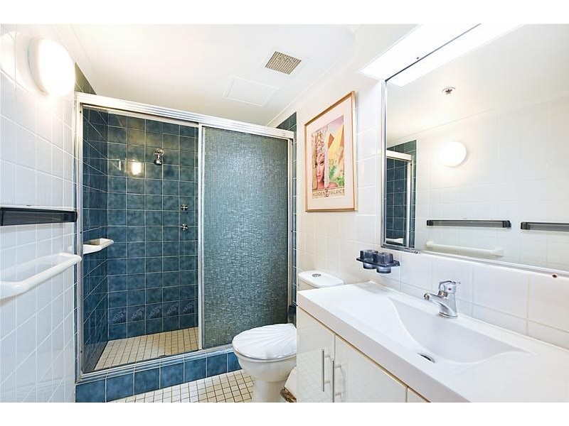 2 Admiralty Drive ‘ATLANTIS EAST’, Paradise Waters QLD 4217