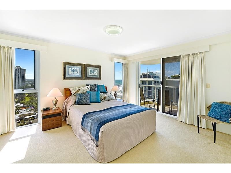 ‘XANADU EAST’ 59 Pacific Street, Main Beach QLD 4217