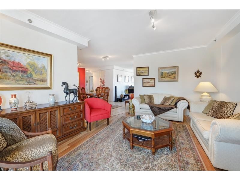 ‘THE MERITON’ 29 Woodroffe  Avenue, Main Beach QLD 4217