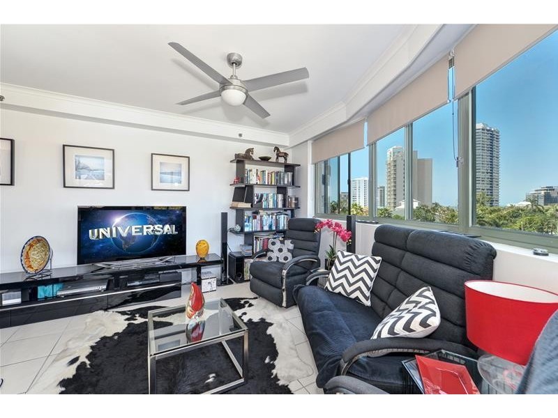 ‘THE MERITON’ 29 Woodroffe  Avenue, Main Beach QLD 4217