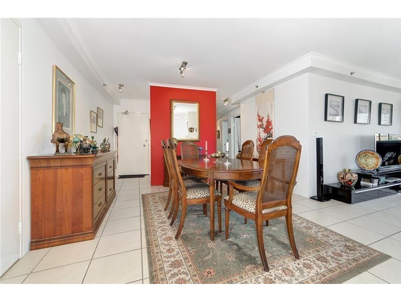 ‘THE MERITON’ 29 Woodroffe  Avenue, Main Beach QLD 4217