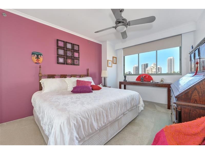 ‘THE MERITON’ 29 Woodroffe  Avenue, Main Beach QLD 4217