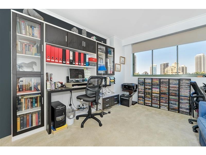 ‘THE MERITON’ 29 Woodroffe  Avenue, Main Beach QLD 4217