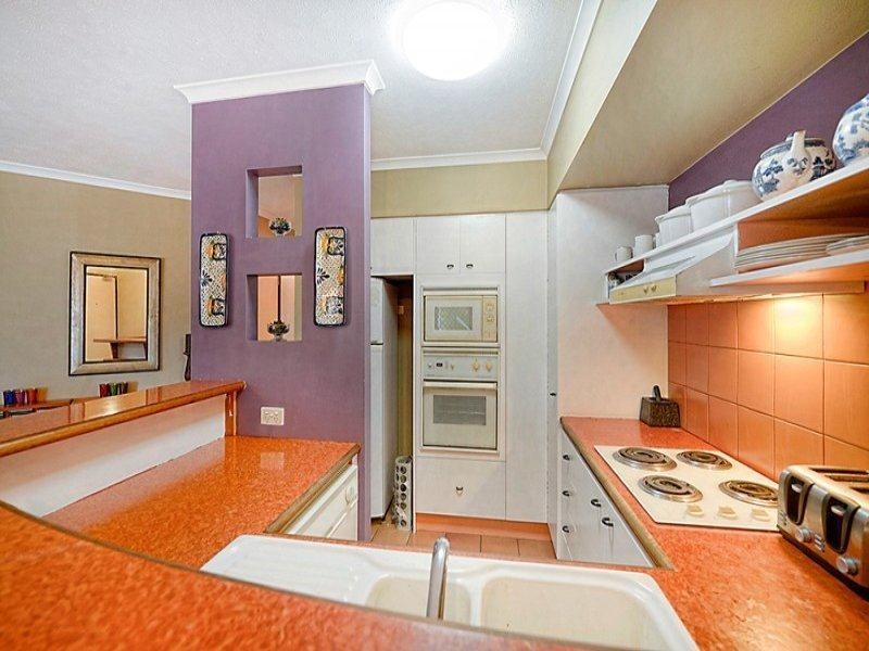 13 Montgomery Avenue ‘MAIN BEACH VIEWS’, Main Beach QLD 4217