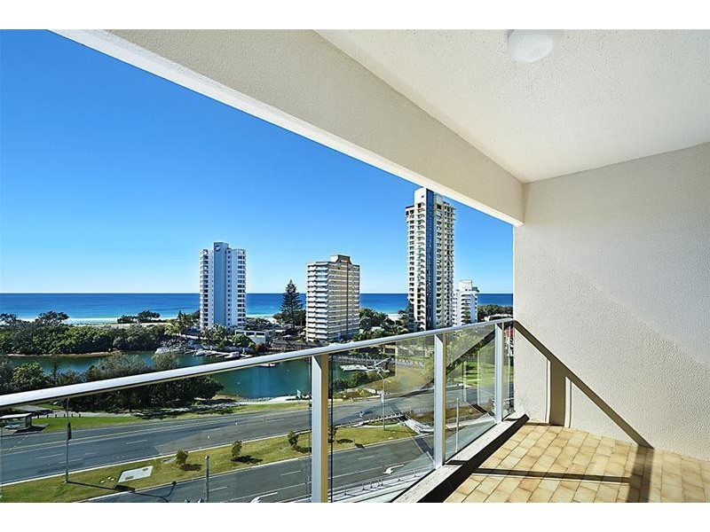 2 Admiralty Drive ‘ATLANTIS EAST’, Paradise Waters QLD 4217