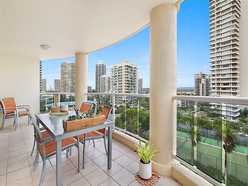 ‘XANADU EAST’ 59 Pacific Street, Main Beach QLD 4217