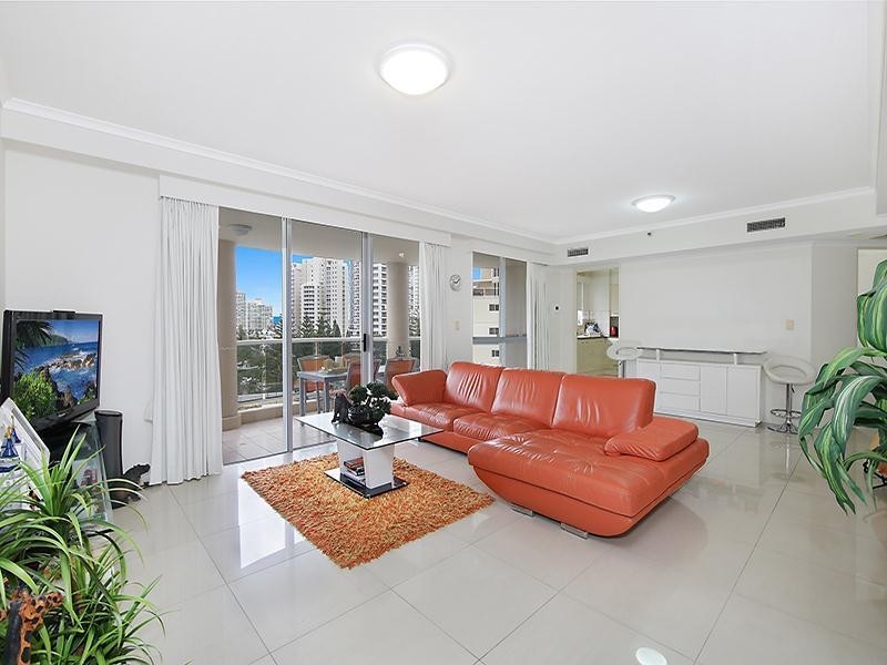 ‘XANADU EAST’ 59 Pacific Street, Main Beach QLD 4217