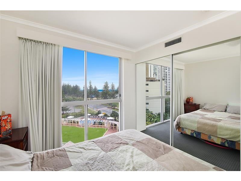 ‘XANADU EAST’ 59 Pacific Street, Main Beach QLD 4217