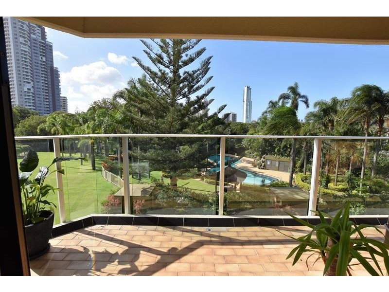 ‘Atlantis East’ 2 Admiralty Drive, Surfers Paradise QLD 4217