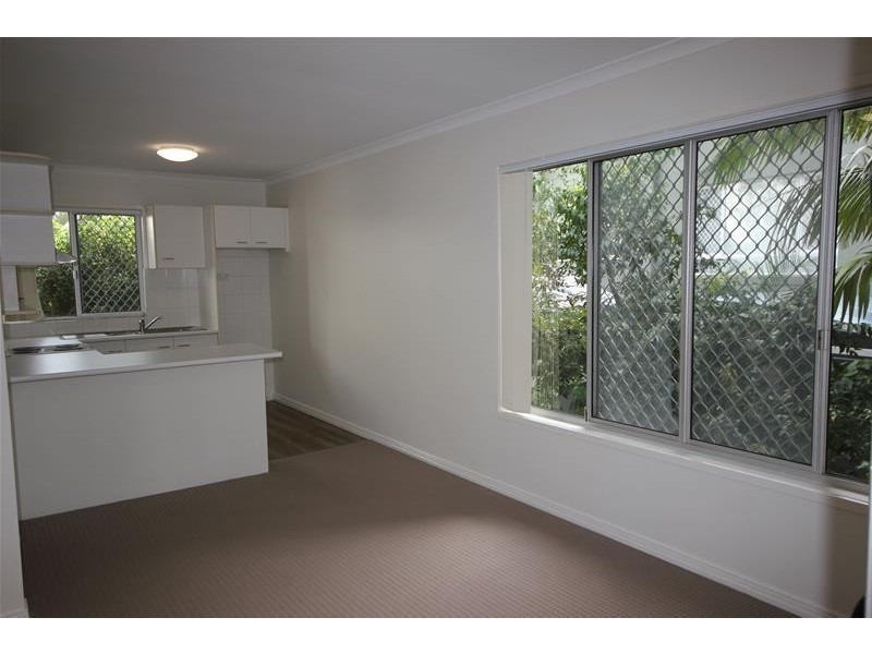 ‘Breaker Street’ 35 Breaker Street, Main Beach QLD 4217