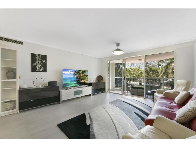 ‘OSCAR ON MAIN’ 1 Hughes Avenue, Main Beach QLD 4217