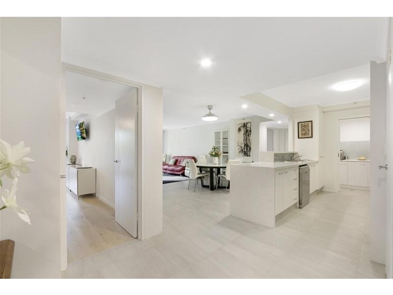 ‘OSCAR ON MAIN’ 1 Hughes Avenue, Main Beach QLD 4217