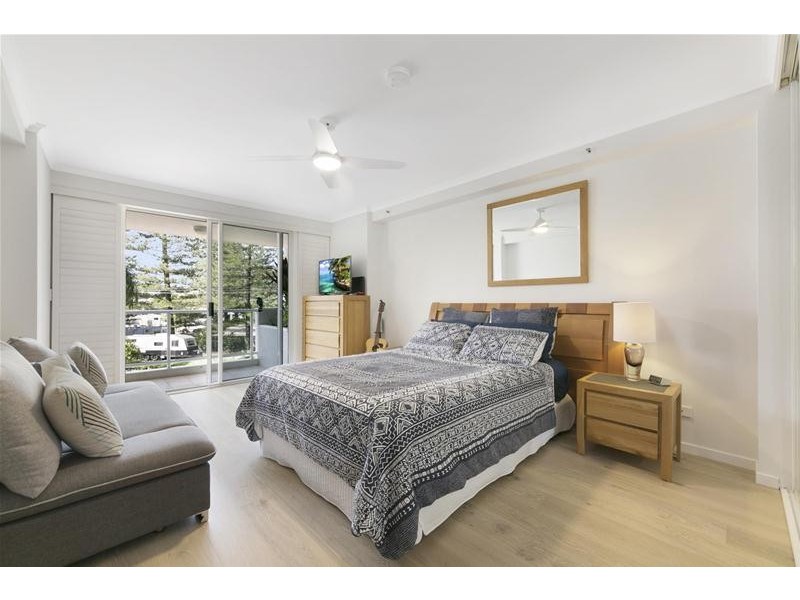 ‘OSCAR ON MAIN’ 1 Hughes Avenue, Main Beach QLD 4217