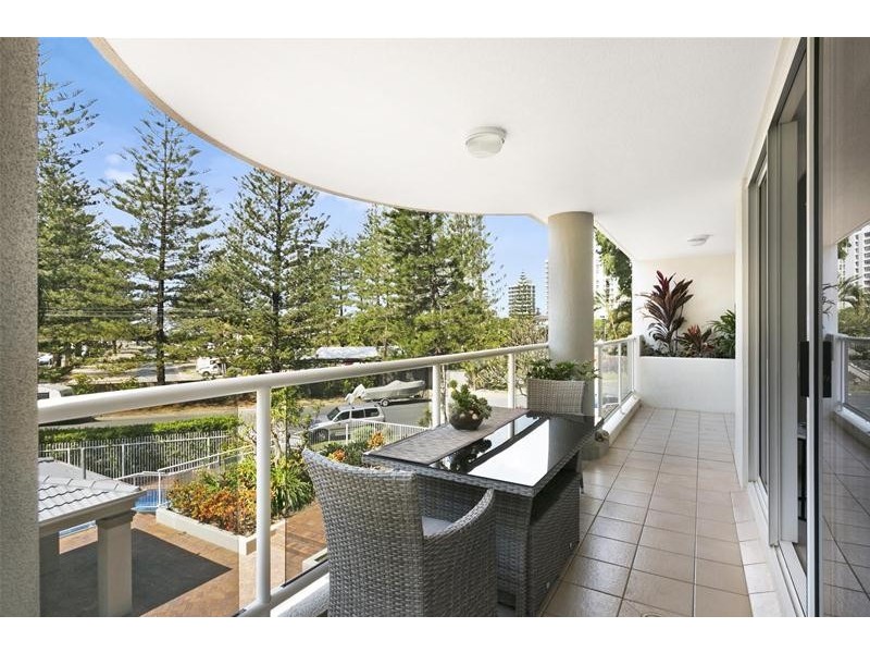 ‘OSCAR ON MAIN’ 1 Hughes Avenue, Main Beach QLD 4217